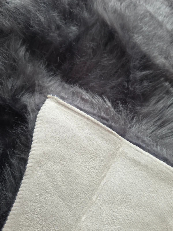 Grey Fluffy Shaggy Rug 60 x 90cm – Soft Faux Sheepskin Style Bedroom Mat